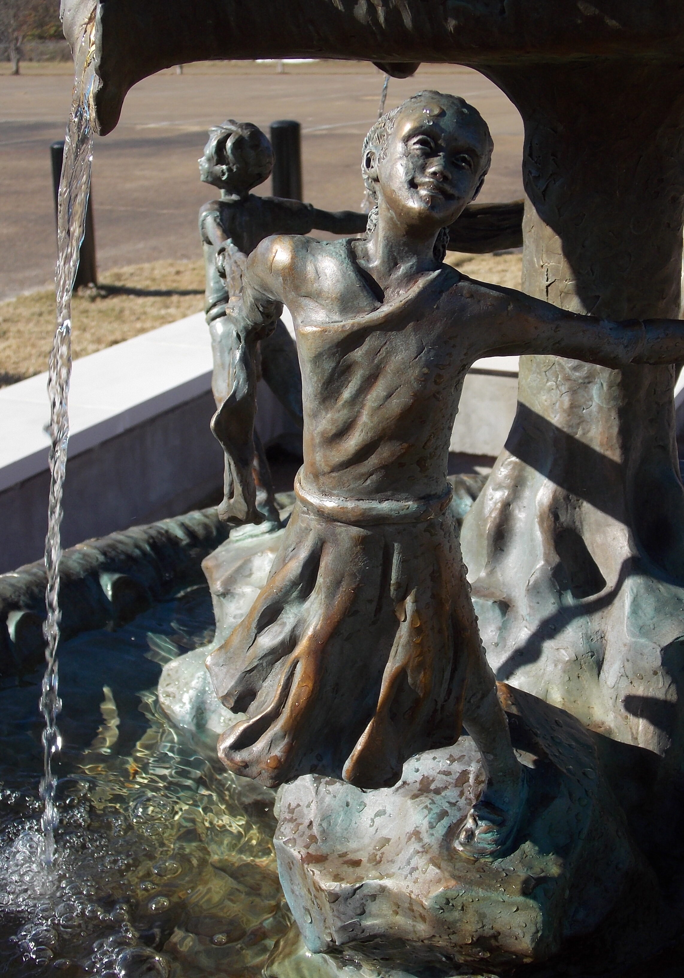 Carrie Lassetter Reeves memorial sculpture fountain